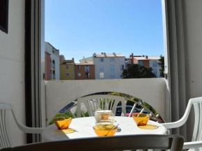 Studio cosy à 1200m de la plage, à proximité commerces, port et golf, parking privé inclus - FR-1-249-13